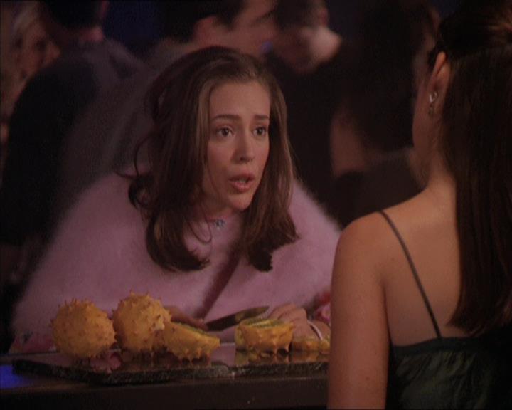 Charmed-Online-dot-212Awakened0107.jpg Charmed-Online-dot-212Awakened0107.jpg