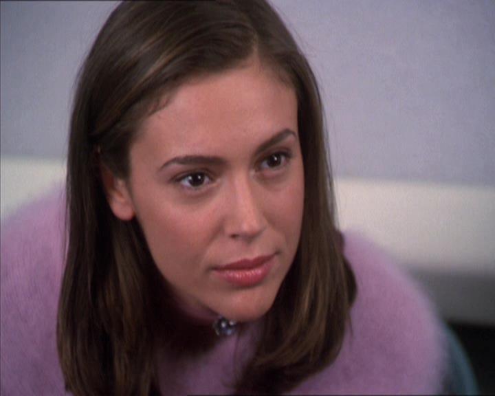 Charmed-Online-dot-212Awakened0481.jpg Charmed-Online-dot-212Awakened0481.jpg