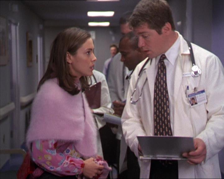 Charmed-Online-dot-212Awakened0495.jpg Charmed-Online-dot-212Awakened0495.jpg