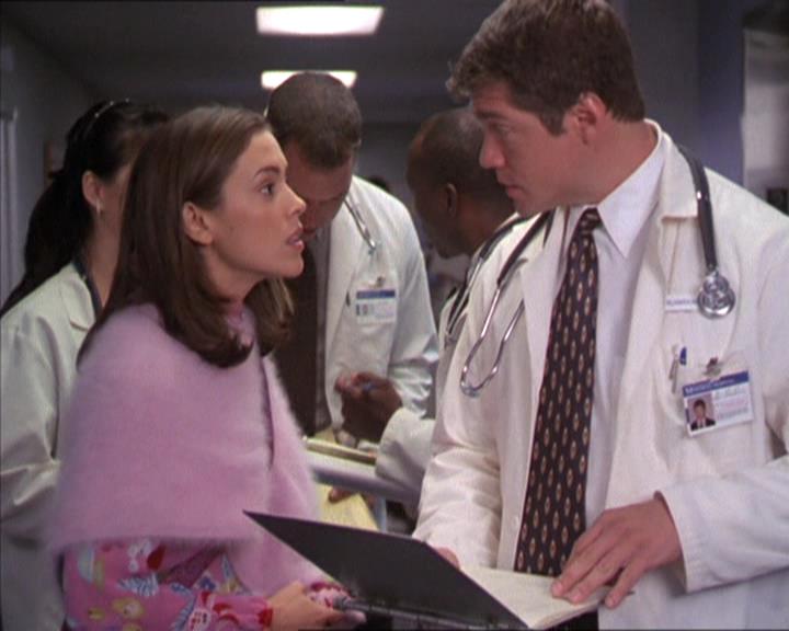 Charmed-Online-dot-212Awakened0497.jpg Charmed-Online-dot-212Awakened0497.jpg