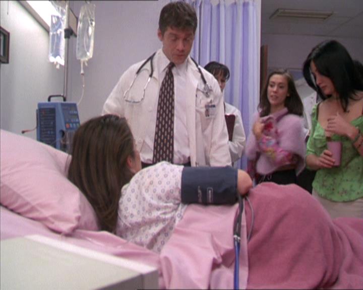 Charmed-Online-dot-212Awakened0512.jpg Charmed-Online-dot-212Awakened0512.jpg