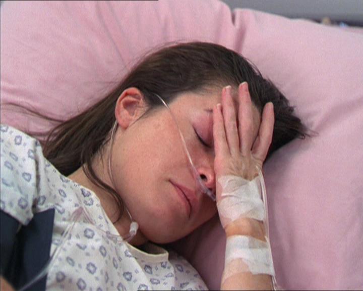 Charmed-Online-dot-212Awakened0545.jpg Charmed-Online-dot-212Awakened0545.jpg