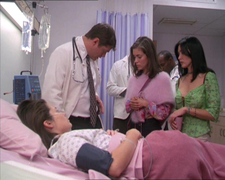 Charmed-Online-dot-212Awakened0579.jpg Charmed-Online-dot-212Awakened0579.jpg