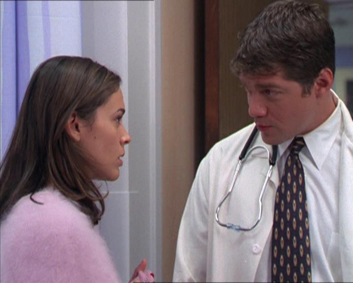 Charmed-Online-dot-212Awakened0592.jpg