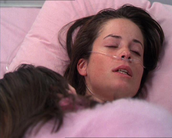 Charmed-Online-dot-212Awakened0650.jpg