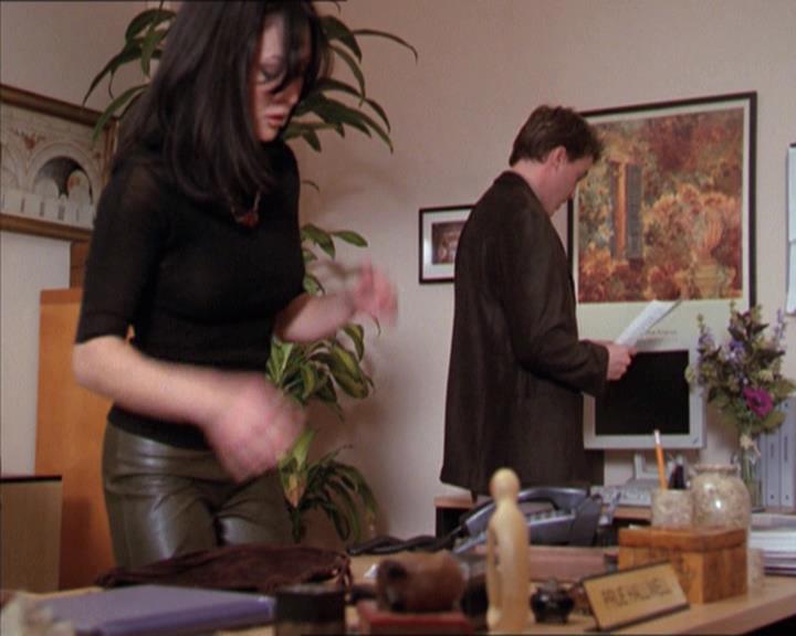 Charmed-Online-dot-212Awakened0677.jpg Charmed-Online-dot-212Awakened0677.jpg