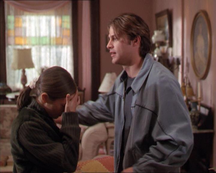 Charmed-Online-dot-212Awakened0753.jpg Charmed-Online-dot-212Awakened0753.jpg