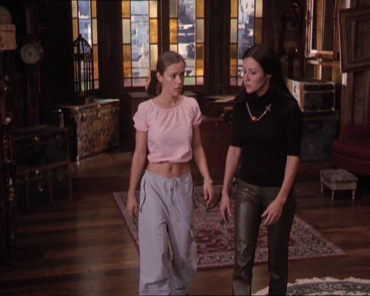 Charmed-Online-dot-212Awakened0880.jpg Charmed-Online-dot-212Awakened0880.jpg