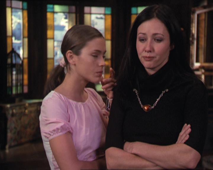 Charmed-Online-dot-212Awakened0927.jpg