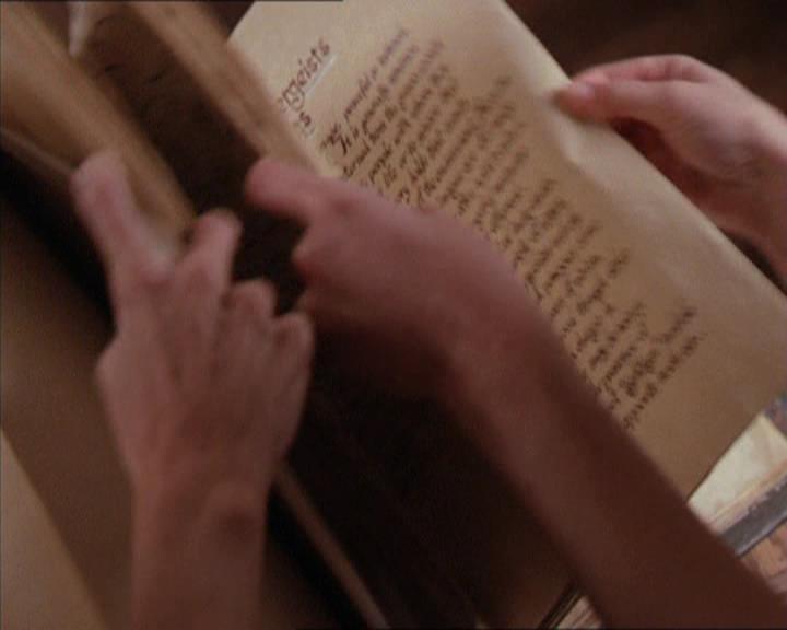 Charmed-Online-dot-212Awakened0937.jpg