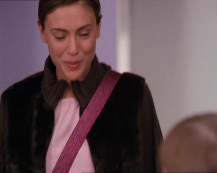 Charmed-Online-dot-212Awakened0974.jpg Charmed-Online-dot-212Awakened0974.jpg