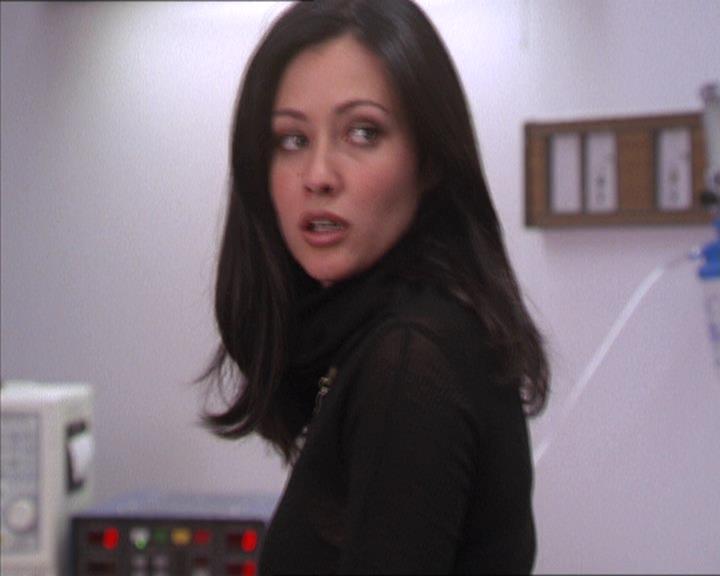 Charmed-Online-dot-212Awakened1027.jpg