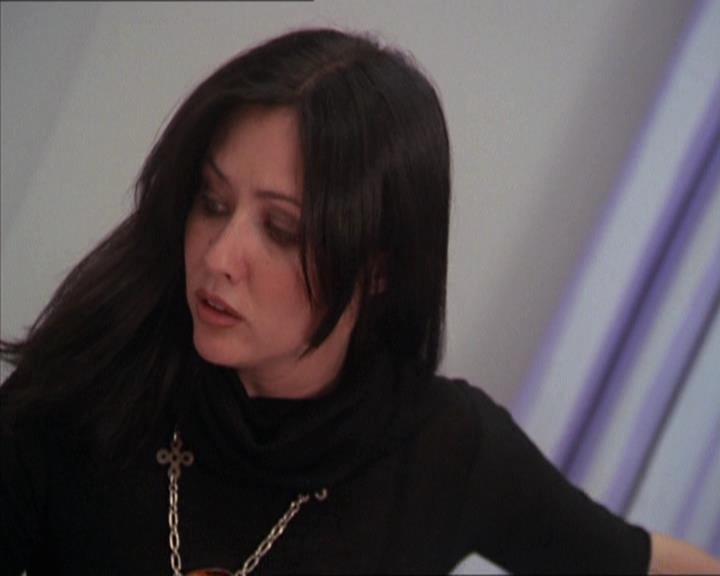 Charmed-Online-dot-212Awakened1065.jpg Charmed-Online-dot-212Awakened1065.jpg