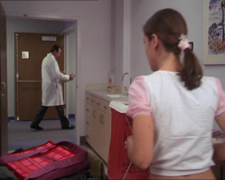 Charmed-Online-dot-212Awakened1083.jpg Charmed-Online-dot-212Awakened1083.jpg