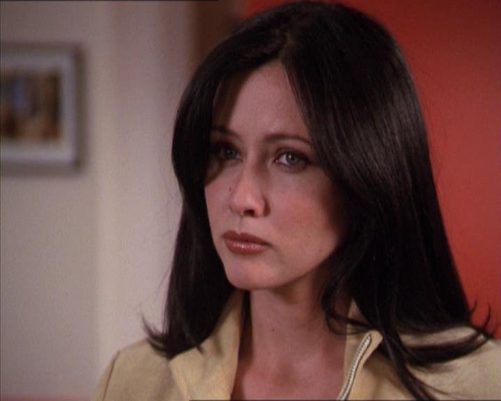 Charmed-Online-dot-212Awakened1444.jpg Charmed-Online-dot-212Awakened1444.jpg