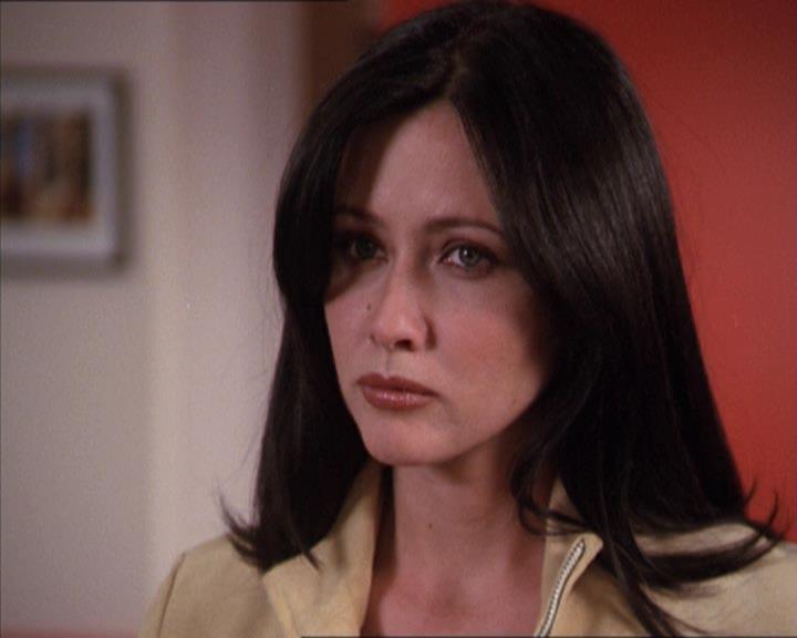 Charmed-Online-dot-212Awakened1447.jpg Charmed-Online-dot-212Awakened1447.jpg