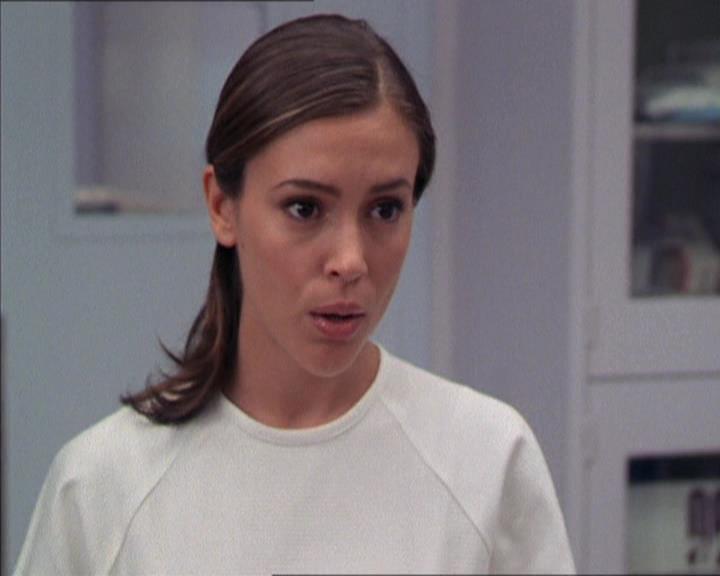 Charmed-Online-dot-212Awakened1575.jpg Charmed-Online-dot-212Awakened1575.jpg