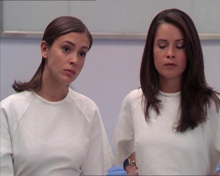 Charmed-Online-dot-212Awakened1660.jpg