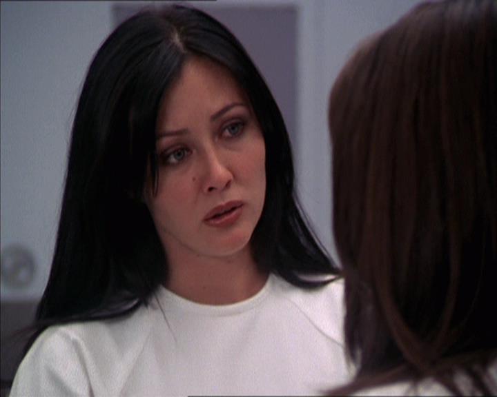 Charmed-Online-dot-212Awakened1734.jpg Charmed-Online-dot-212Awakened1734.jpg