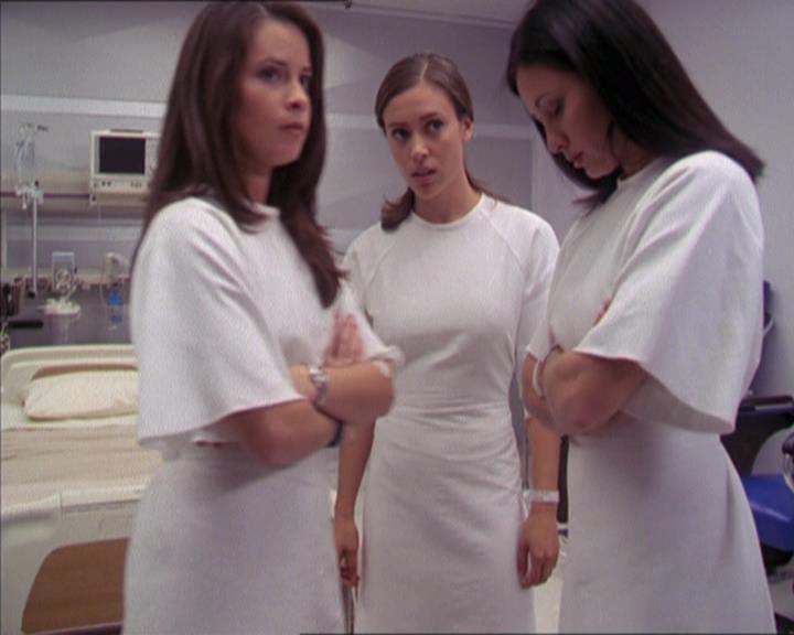 Charmed-Online-dot-212Awakened1800.jpg Charmed-Online-dot-212Awakened1800.jpg