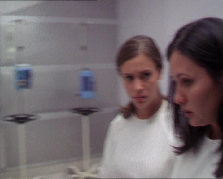 Charmed-Online-dot-212Awakened1827.jpg Charmed-Online-dot-212Awakened1827.jpg