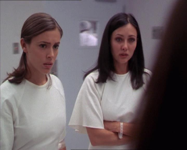 Charmed-Online-dot-212Awakened1833.jpg Charmed-Online-dot-212Awakened1833.jpg