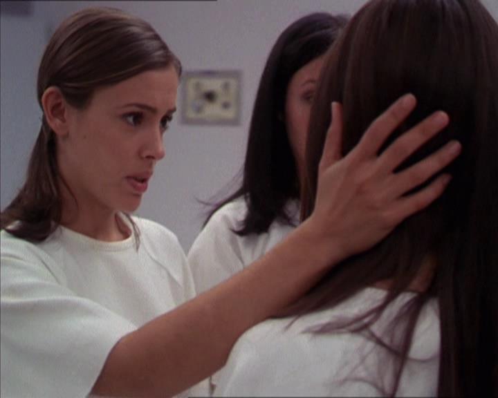 Charmed-Online-dot-212Awakened1852.jpg Charmed-Online-dot-212Awakened1852.jpg