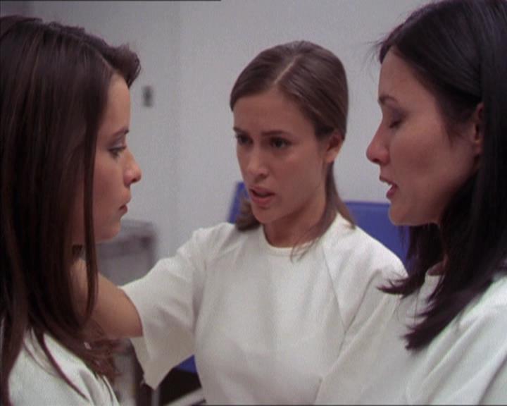 Charmed-Online-dot-212Awakened1855.jpg Charmed-Online-dot-212Awakened1855.jpg