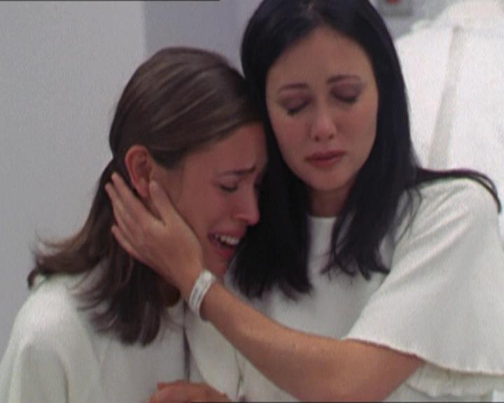 Charmed-Online-dot-212Awakened1906.jpg Charmed-Online-dot-212Awakened1906.jpg