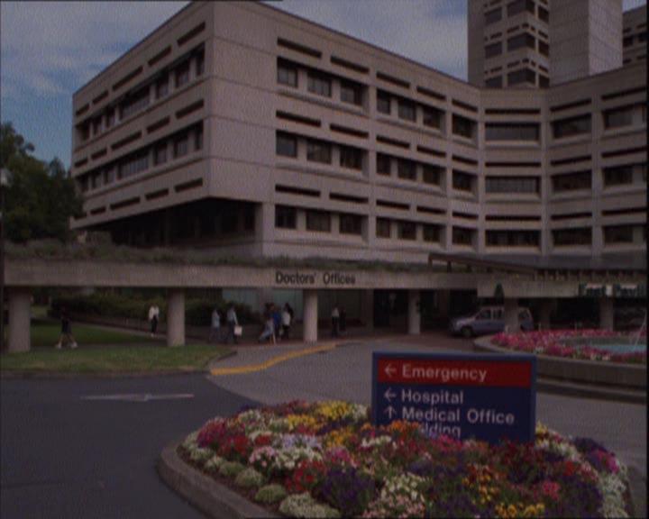 Charmed-Online-dot-212Awakened1912.jpg Charmed-Online-dot-212Awakened1912.jpg