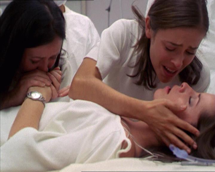 Charmed-Online-dot-212Awakened2075.jpg Charmed-Online-dot-212Awakened2075.jpg