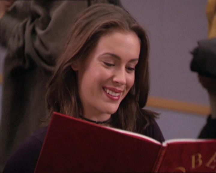 Charmed-Online-dot-213AnimalPragmatism0063.jpg