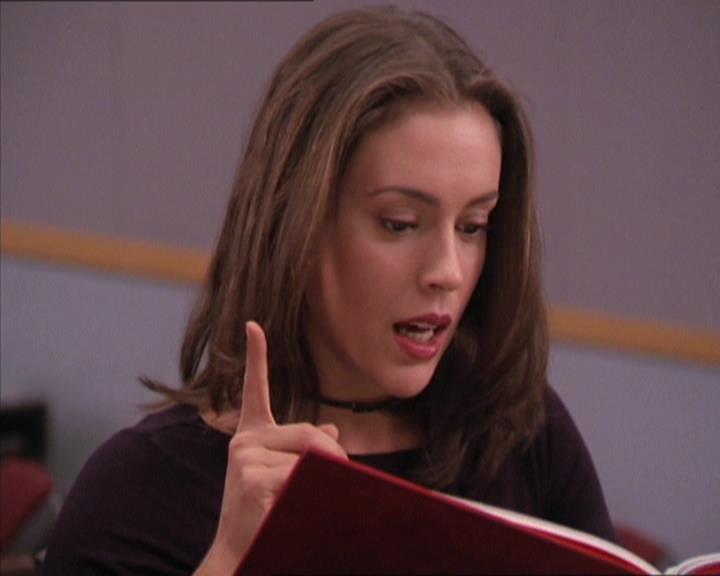Charmed-Online-dot-213AnimalPragmatism0074.jpg