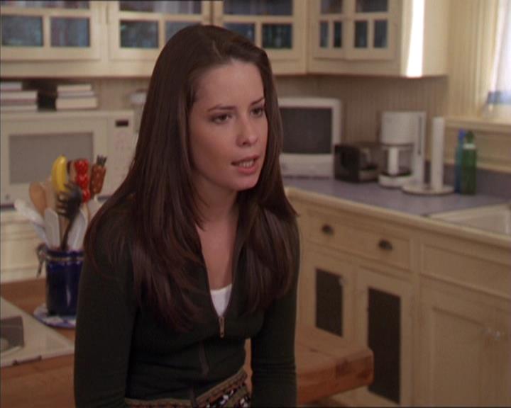 Charmed-Online-dot-213AnimalPragmatism0338.jpg
