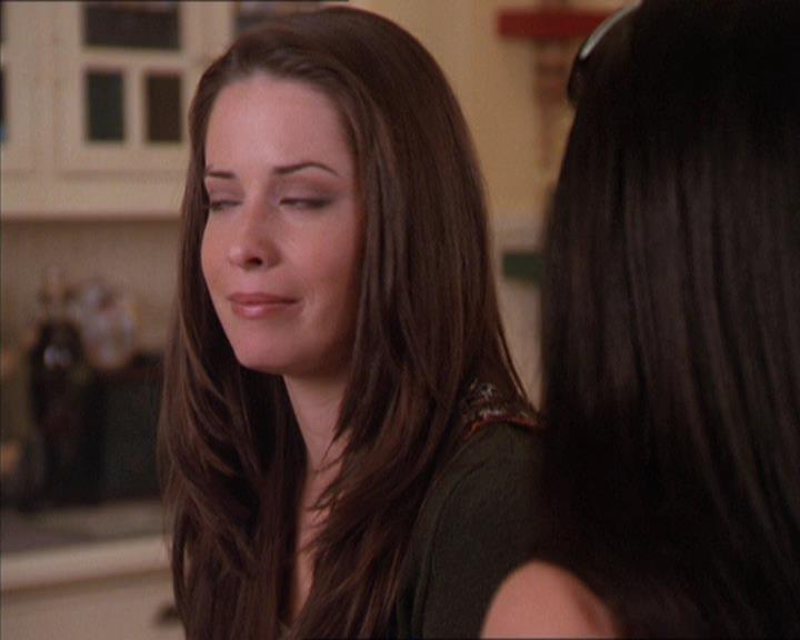 Charmed-Online-dot-213AnimalPragmatism0354.jpg