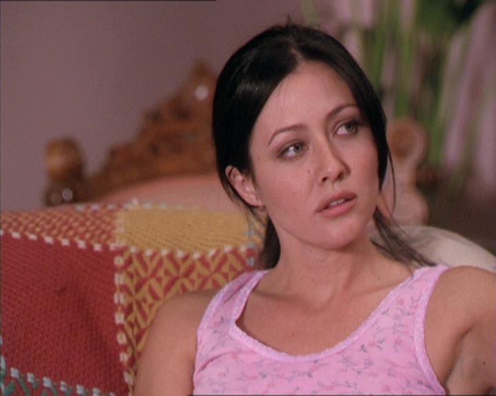 Charmed-Online-dot-213AnimalPragmatism0673.jpg