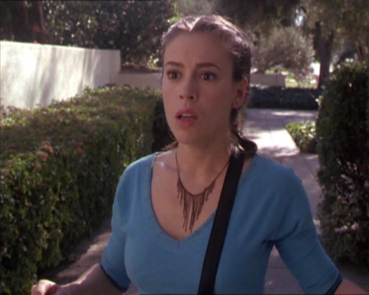 Charmed-Online-dot-213AnimalPragmatism0770.jpg