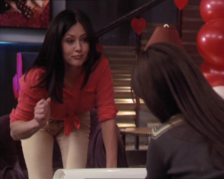 Charmed-Online-dot-213AnimalPragmatism0806.jpg Charmed-Online-dot-213AnimalPragmatism0806.jpg