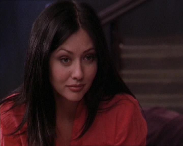 Charmed-Online-dot-213AnimalPragmatism0819.jpg