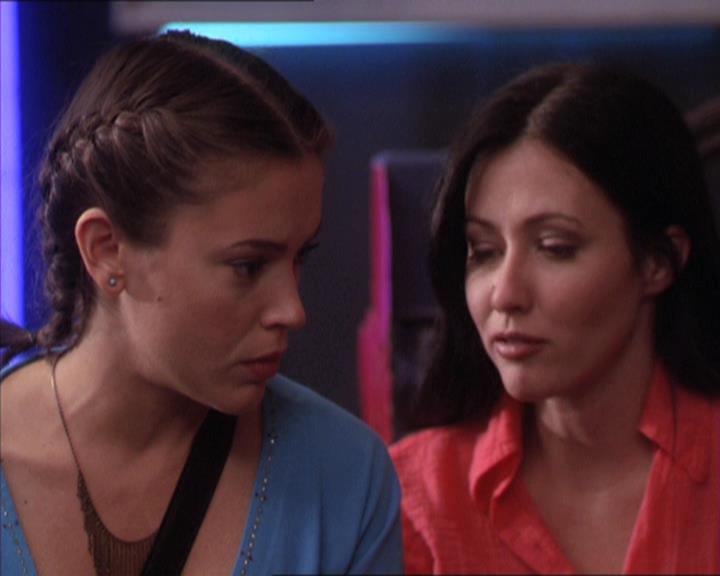 Charmed-Online-dot-213AnimalPragmatism0853.jpg