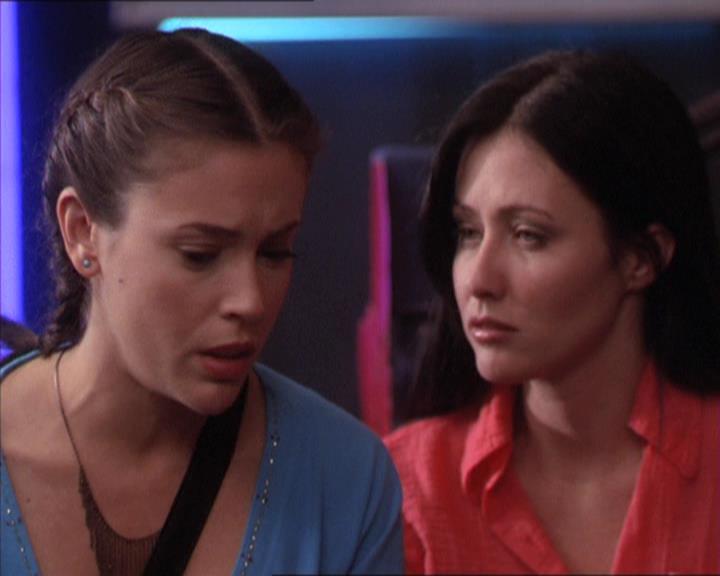 Charmed-Online-dot-213AnimalPragmatism0855.jpg