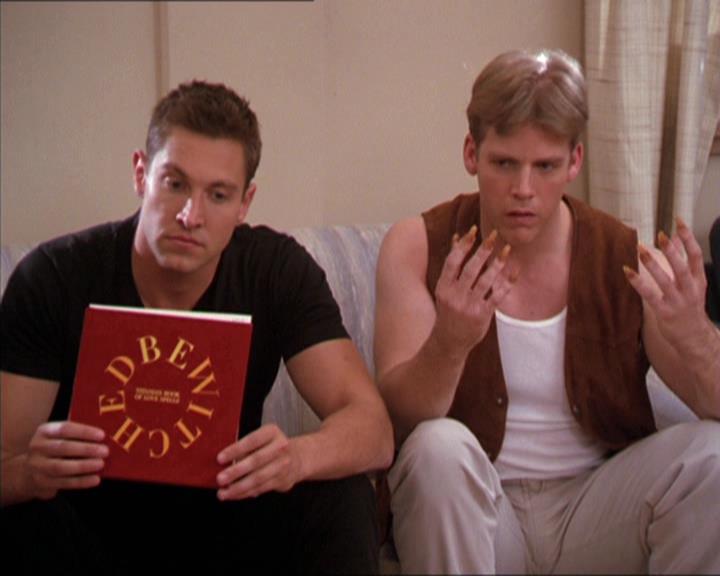 Charmed-Online-dot-213AnimalPragmatism0911.jpg