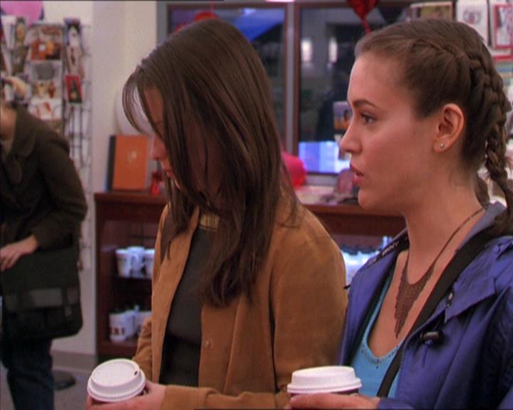 Charmed-Online-dot-213AnimalPragmatism1002.jpg