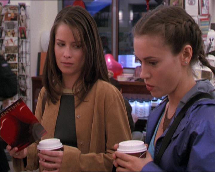 Charmed-Online-dot-213AnimalPragmatism1019.jpg
