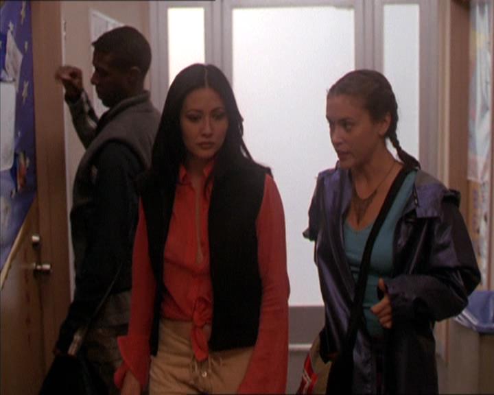 Charmed-Online-dot-213AnimalPragmatism1346.jpg