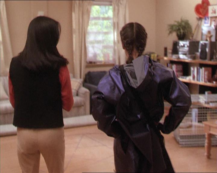 Charmed-Online-dot-213AnimalPragmatism1401.jpg