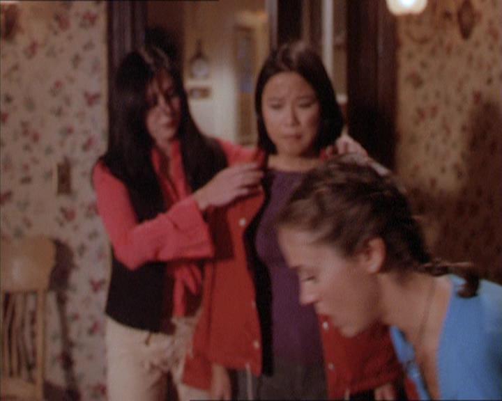Charmed-Online-dot-213AnimalPragmatism1437.jpg