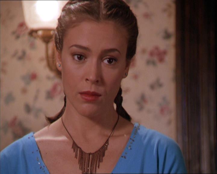 Charmed-Online-dot-213AnimalPragmatism1460.jpg