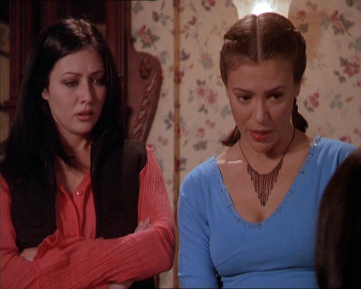 Charmed-Online-dot-213AnimalPragmatism1465.jpg