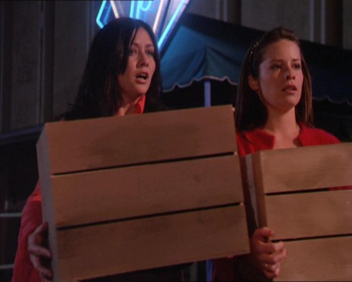 Charmed-Online-dot-213AnimalPragmatism2030.jpg